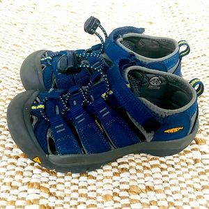 Keen Newport Boys Water Shoes Sandals